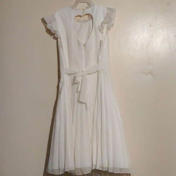 Flower girls deess - Picture 2 of 2